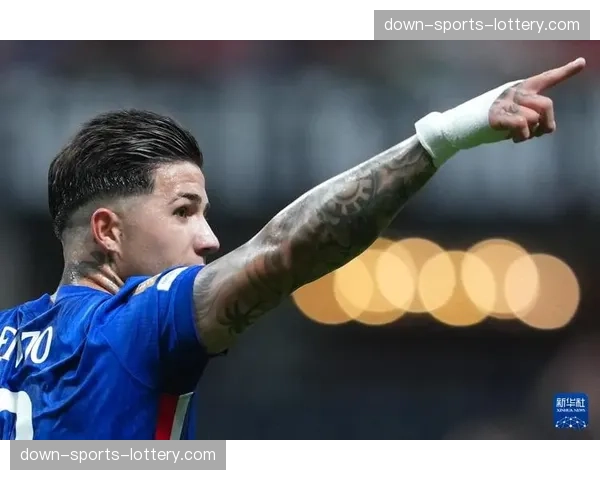 切尔西官方确认：恩佐-费尔南德斯因膝伤将缺席三月所有比赛