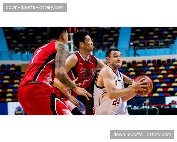 “专访郭士强:广州队的高位防守体系建立在体能和纪律之上”